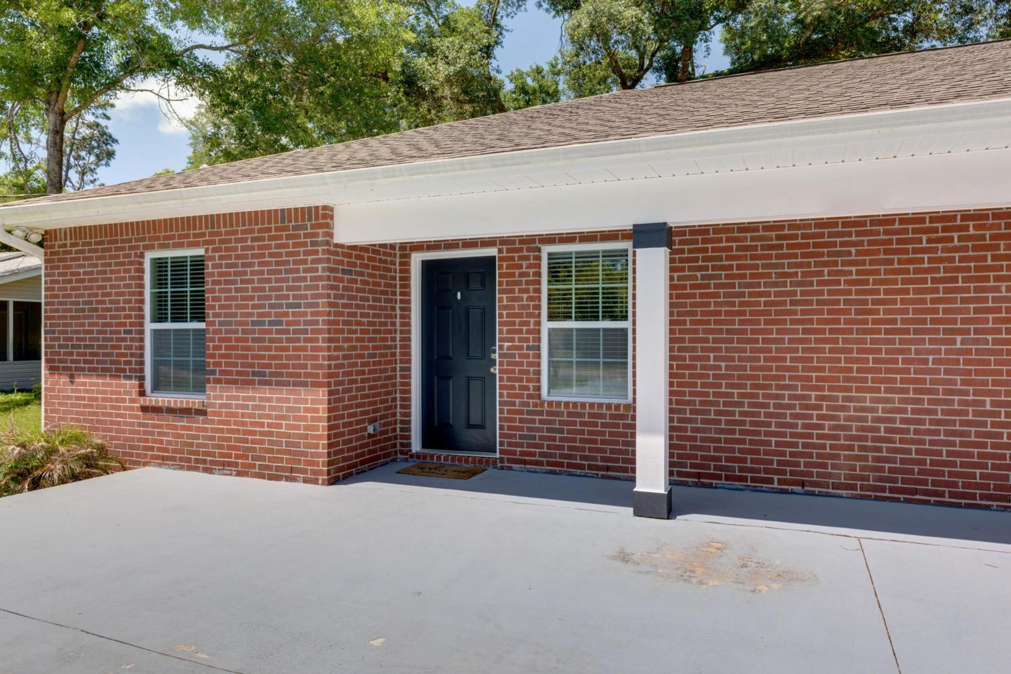 Dog-Friendly Pensacola Duplex About 7 Mi To Downtown Apartment Екстериор снимка